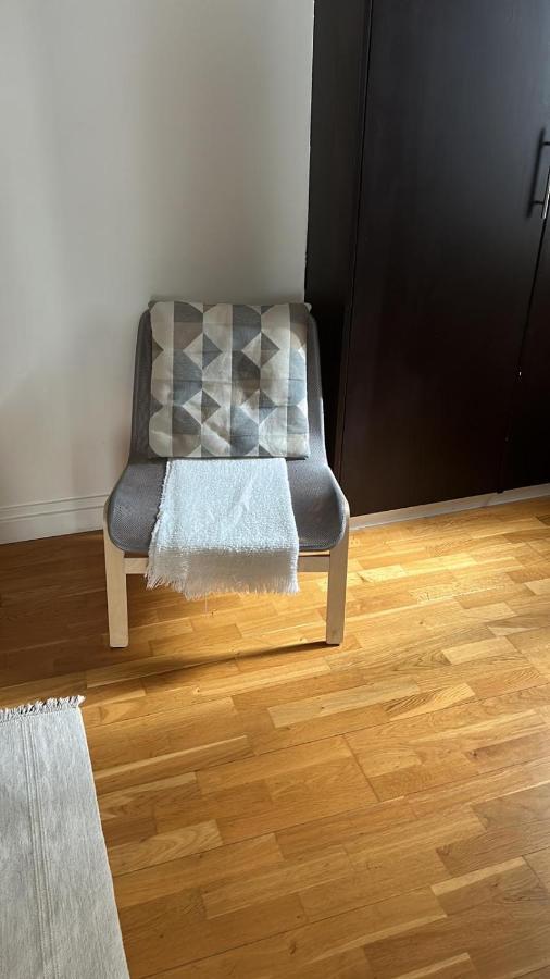 Chic Apartment On The Famous Shopping Rue Du Faubourg Saint-Honore Street Paris Eksteriør billede